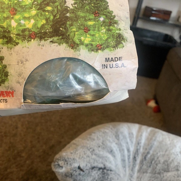 The Beadery YULETIDE TREES Makes 3 Bead Christmas Ornament Craft Kit Beaded Vtg - Picture 4 of 5